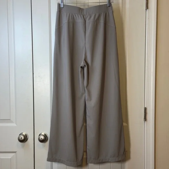 Halara Wide Leg Size M Pleated Trousers High Waist Flowy Dress Pants Taupe Grey - Picture 3 of 11